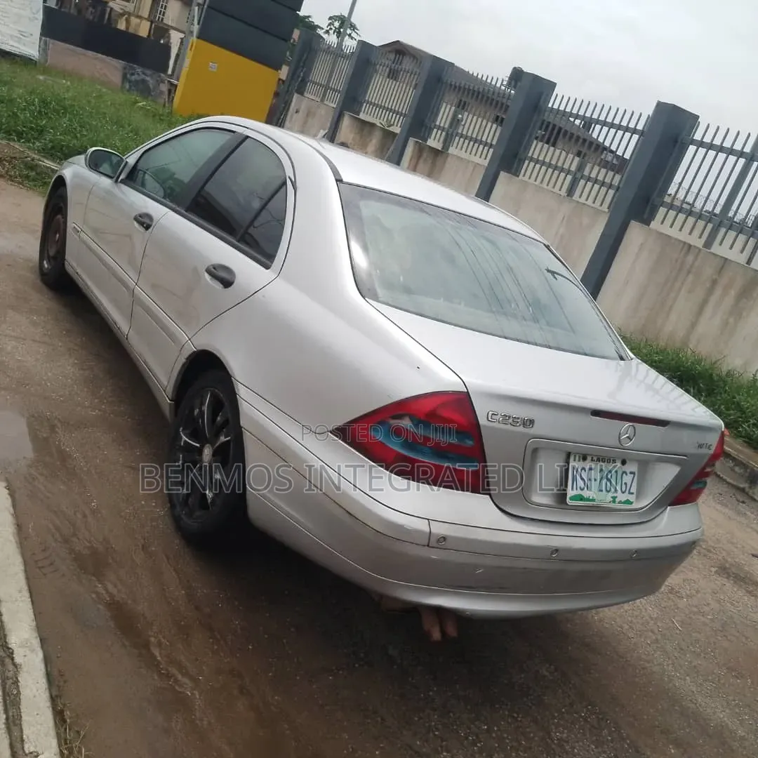 Mercedes-Benz C230 2007 Silver