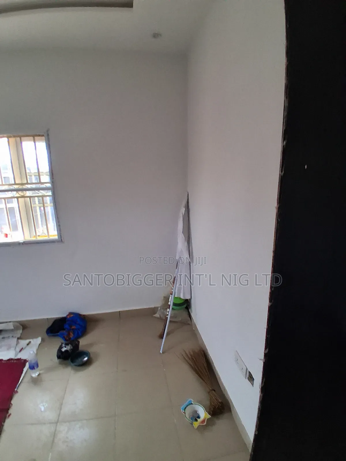 2bdrm Room & Parlour in Galadimawa Village for rent