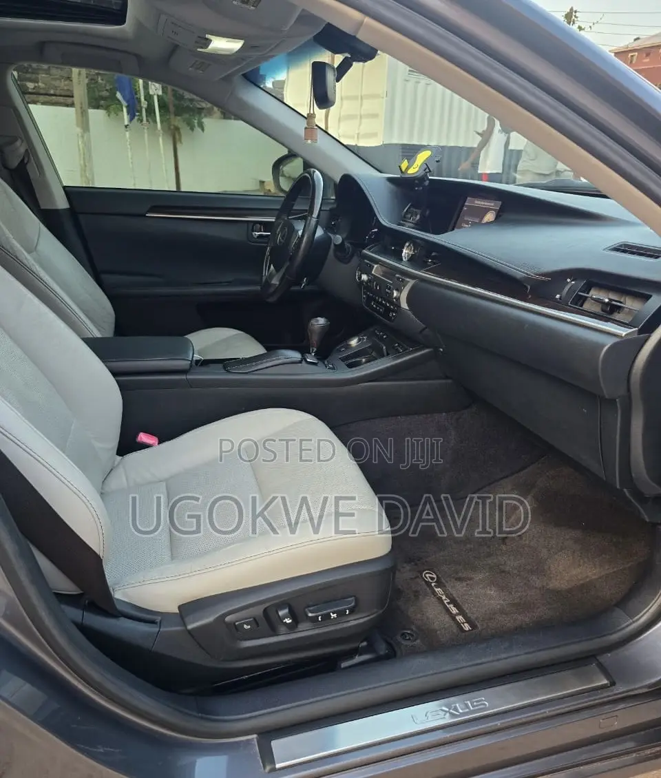 Lexus ES 2014 Gray