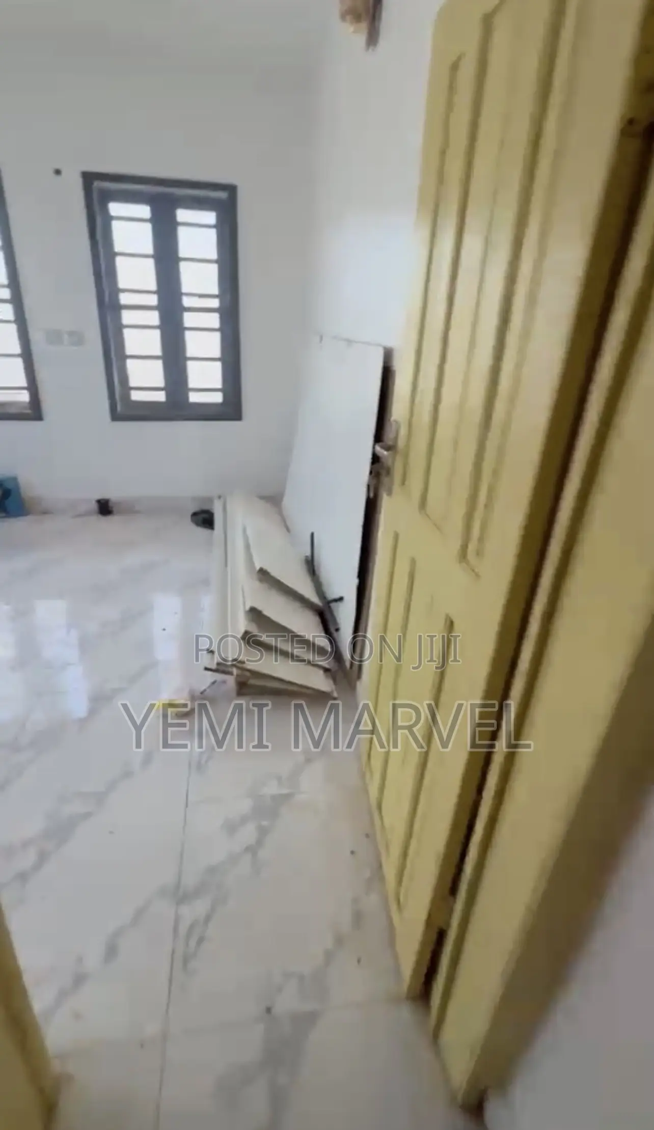 3bdrm Bungalow in Oloola, Asunle, Off for sale