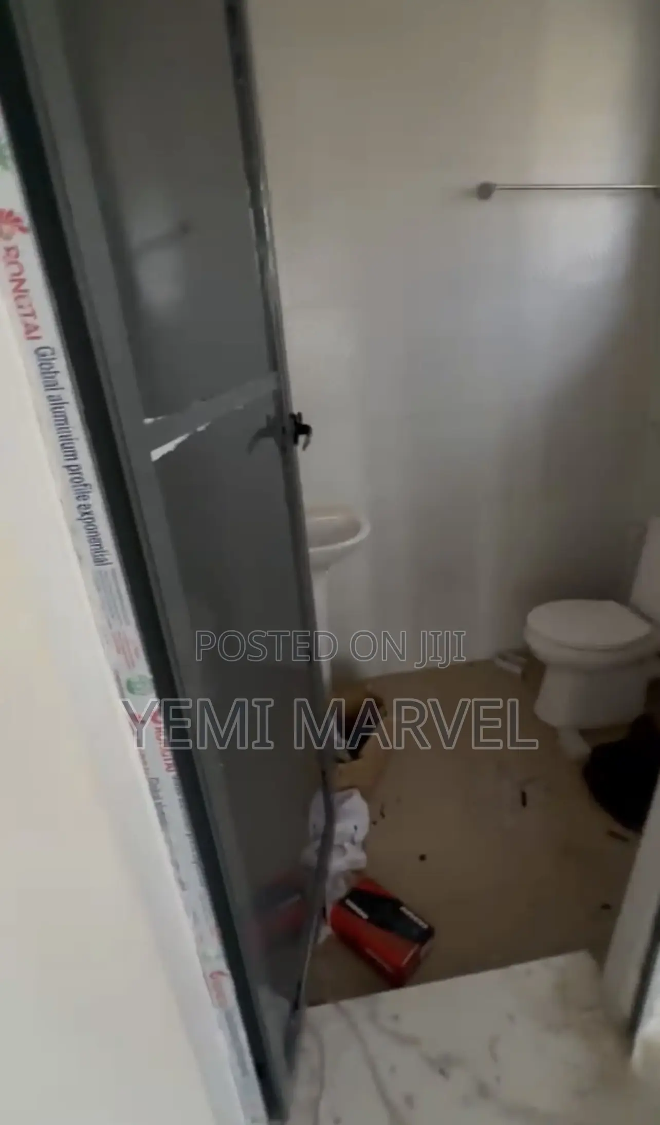 3bdrm Bungalow in Oloola, Asunle, Off for sale