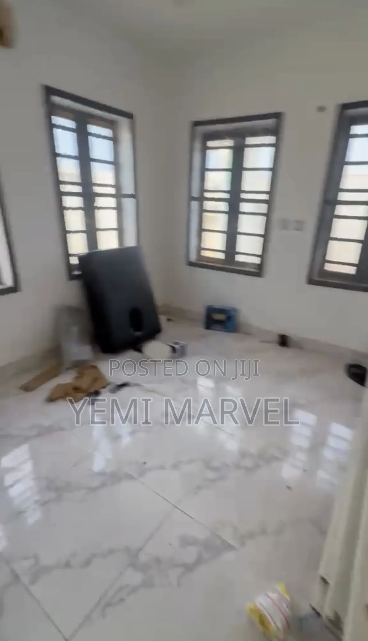 3bdrm Bungalow in Oloola, Asunle, Off for sale