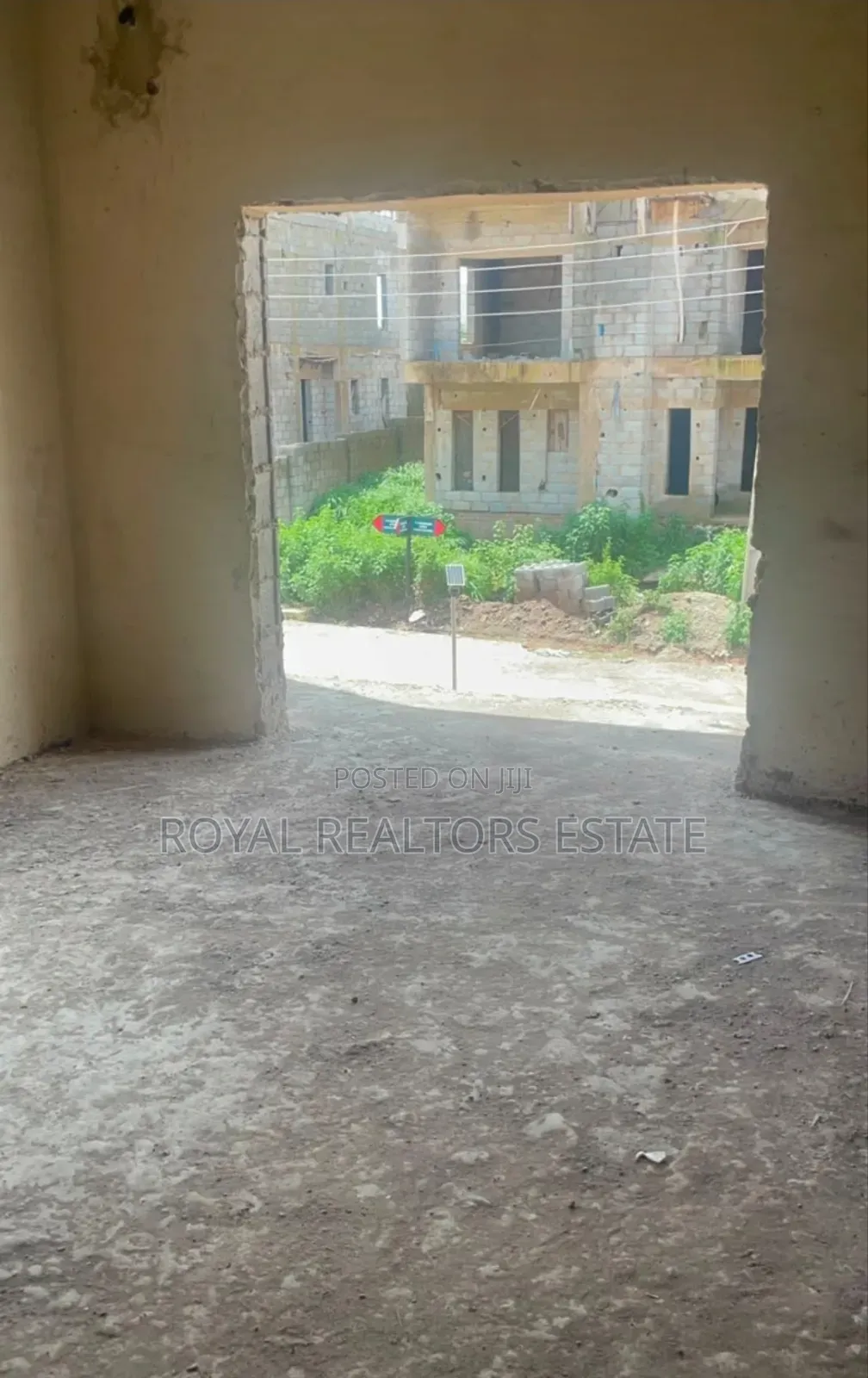 4bdrm Duplex in Life Camp for sale