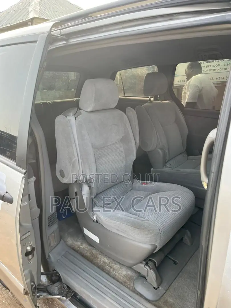 Toyota Sienna XLE AWD 2006 Gold