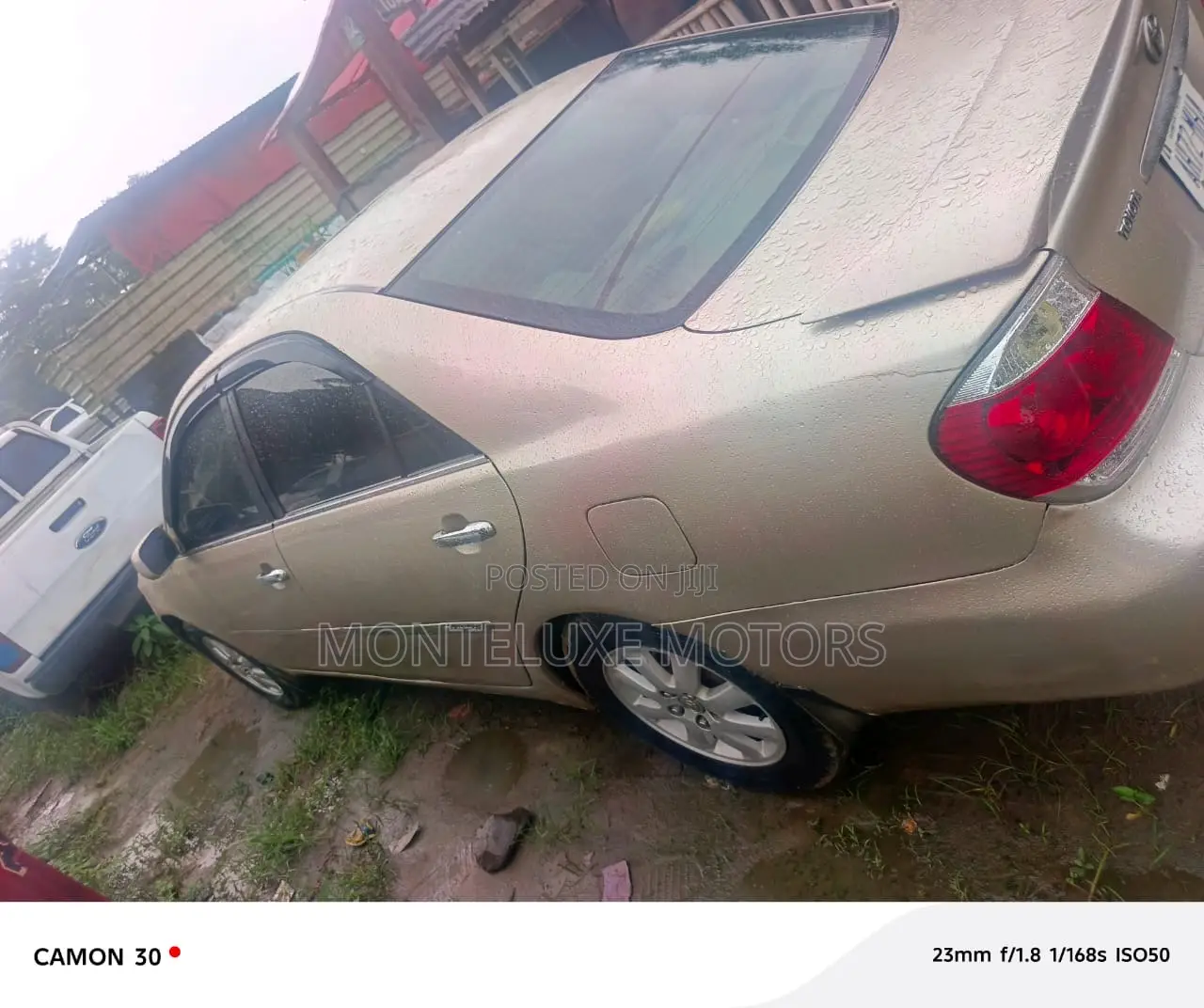 Toyota Camry 2005 Gold