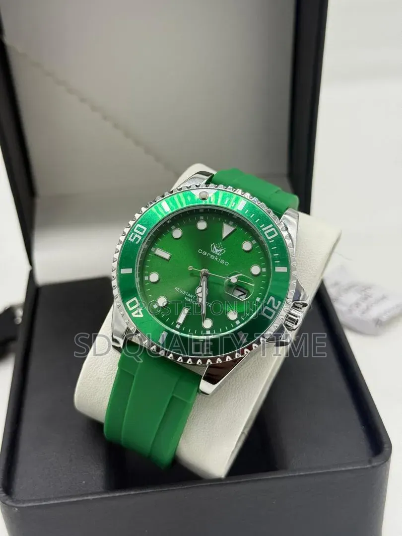 Carikeso Rubber Strap Watch
