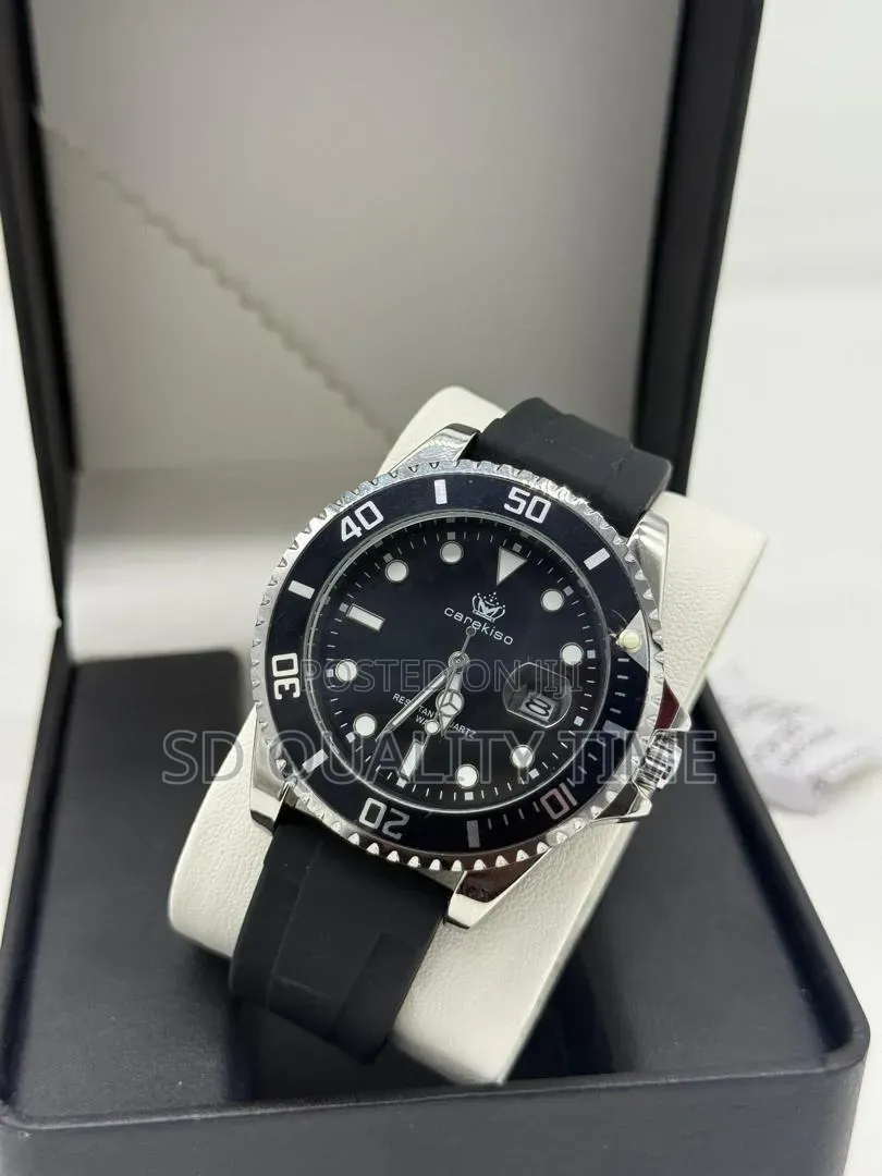 Carikeso Rubber Strap Watch