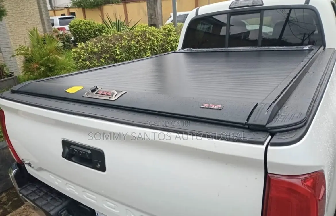 Toyota Tacoma 2020 Manual Booth Cover Available > <*