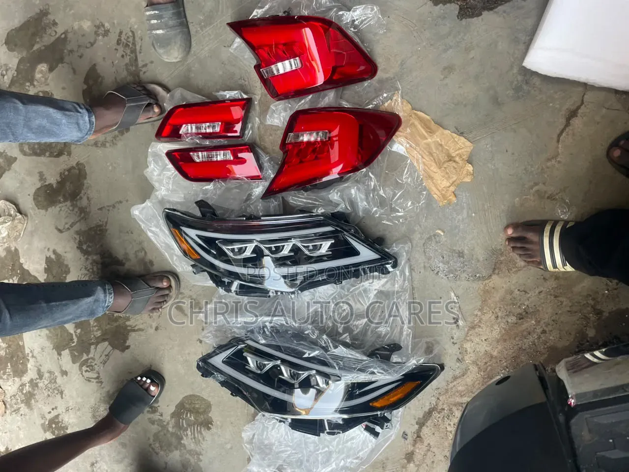 Complete Headlamp and Rear Light for Toyota Camry 2012