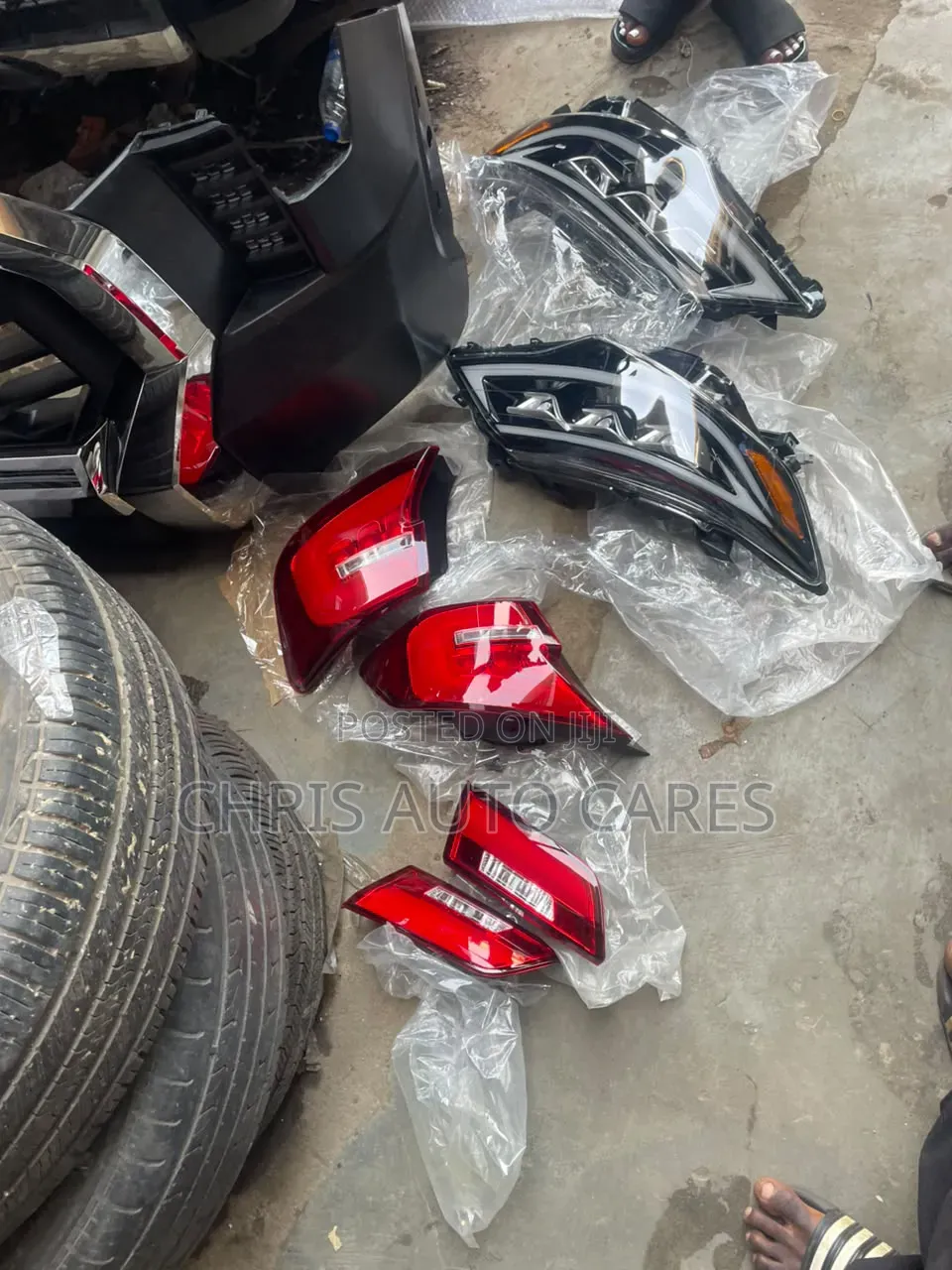Complete Headlamp and Rear Light for Toyota Camry 2012