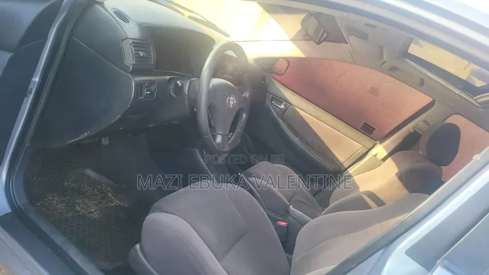 Toyota Corolla 2005 Blue