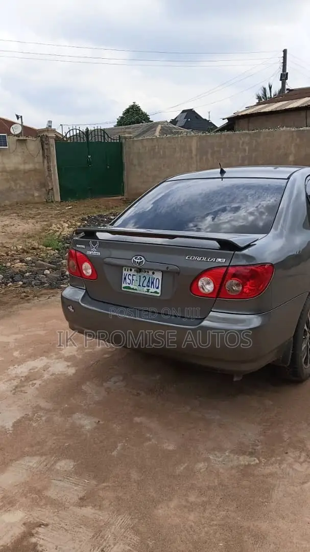 Toyota Corolla 2007 Gray