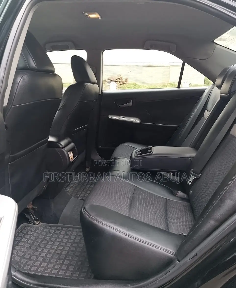 Toyota Camry SE 4dr Sedan (2.5L 4cyl 6A) 2014 Black