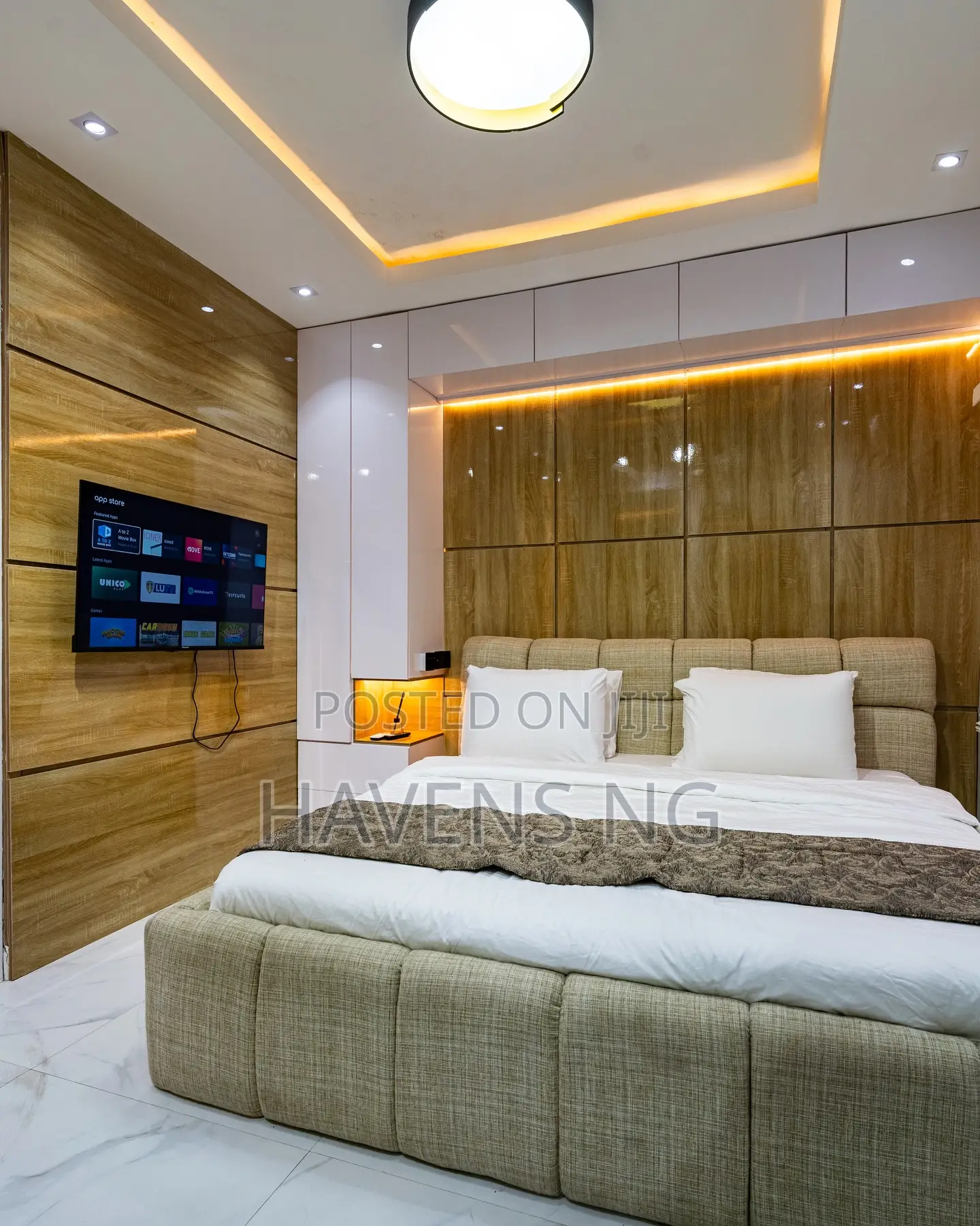Luxury 1-Bedroom Apartment