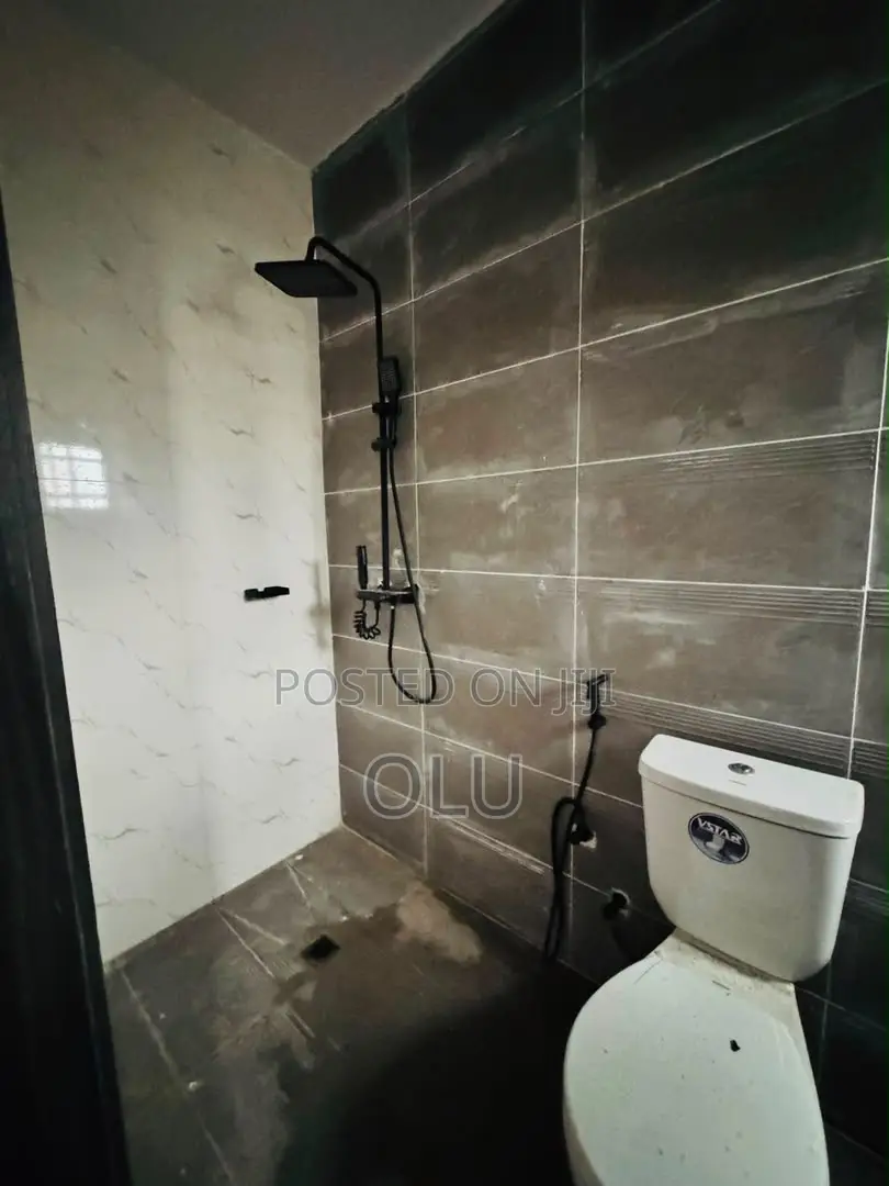 Furnished 3bdrm Block of Flats in Gbagada Lagos State for sale