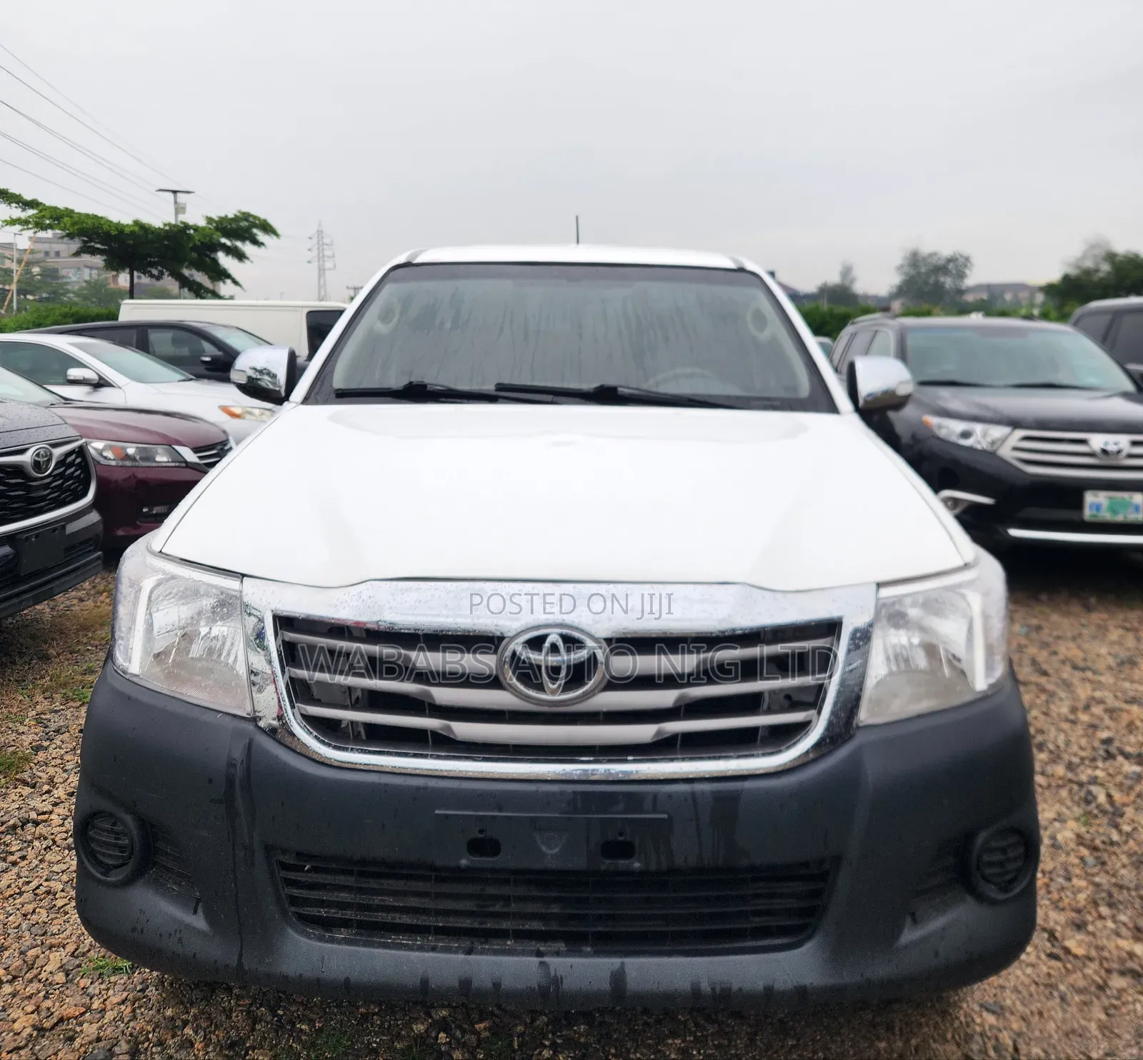 Toyota Hilux 2013 White