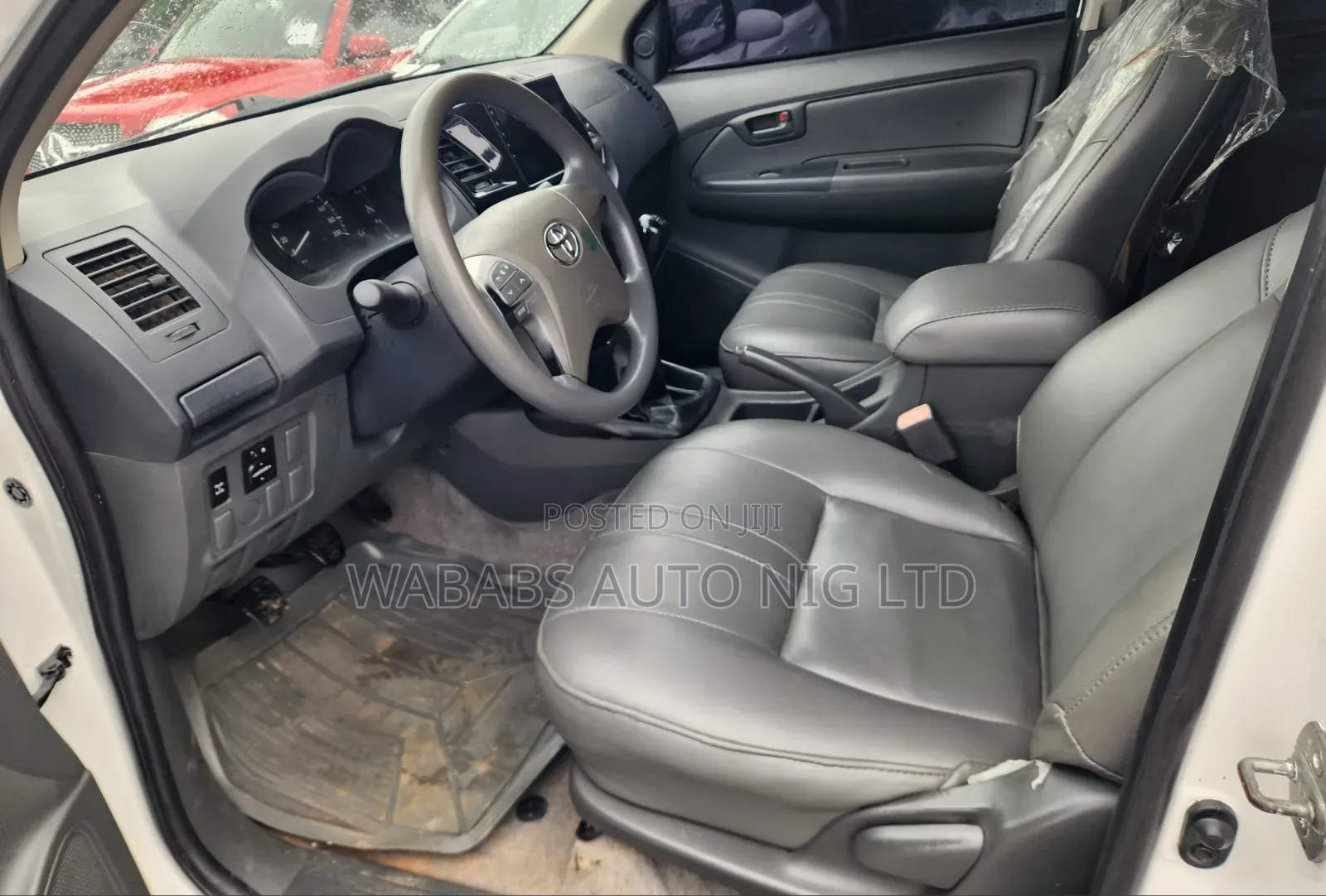 Toyota Hilux 2013 White