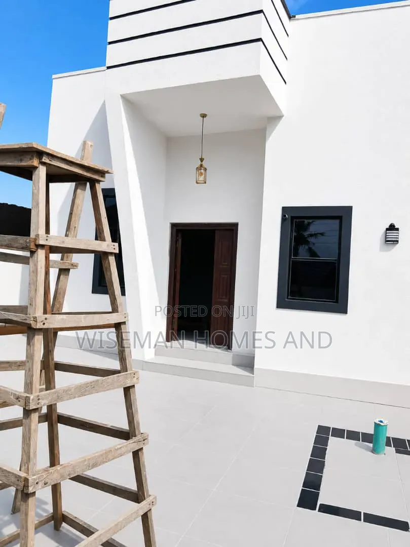 2bdrm Bungalow in Ogombo Road Ajah for sale