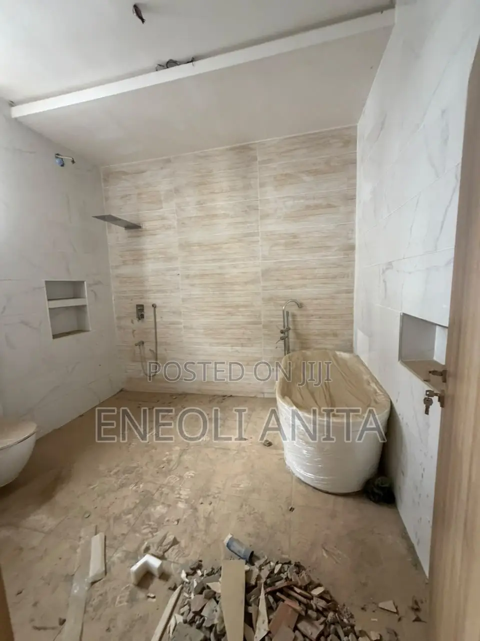 6bdrm Duplex in Mabushi for sale