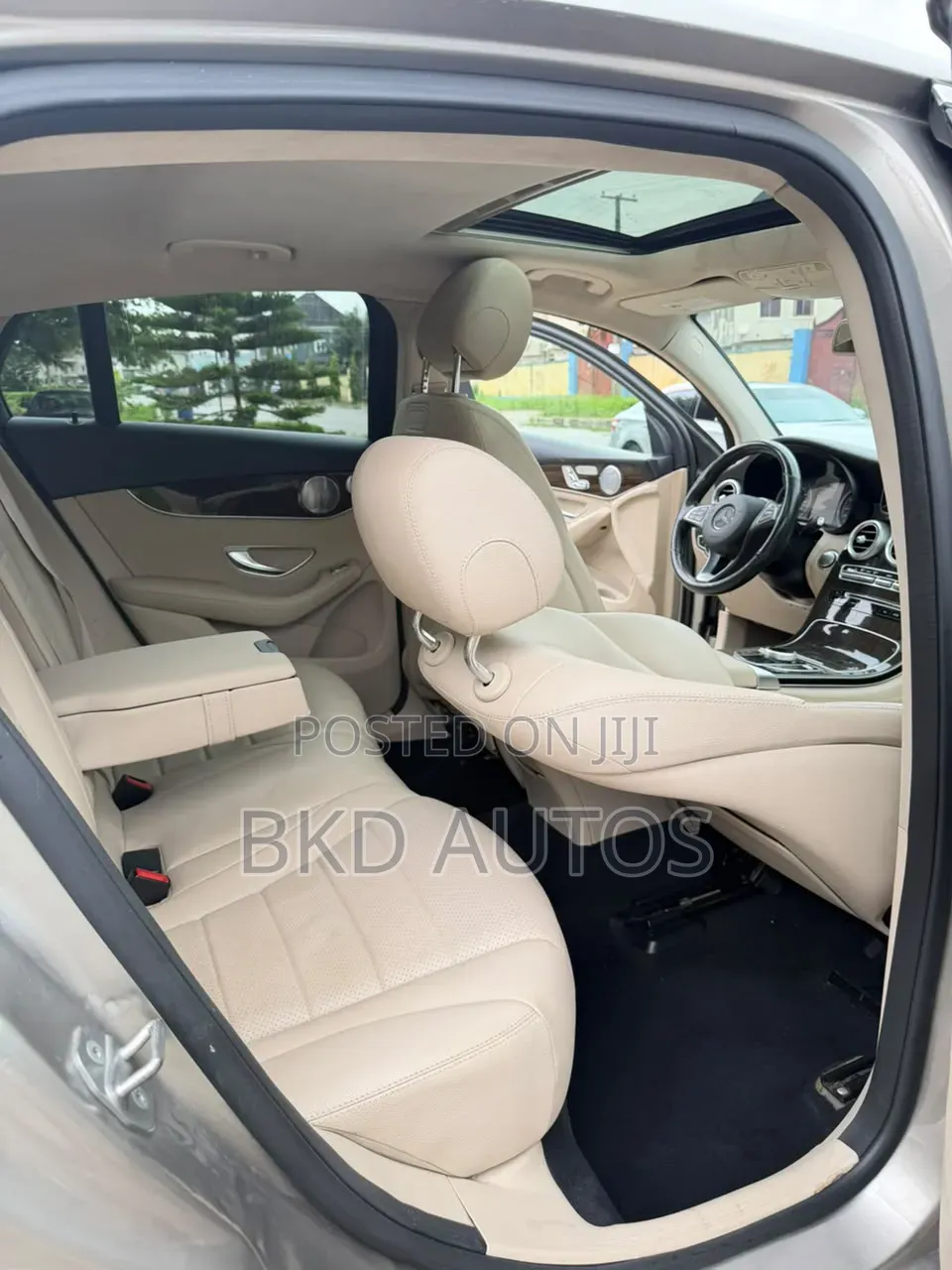 Mercedes-Benz GLC-Class 2019 Gold