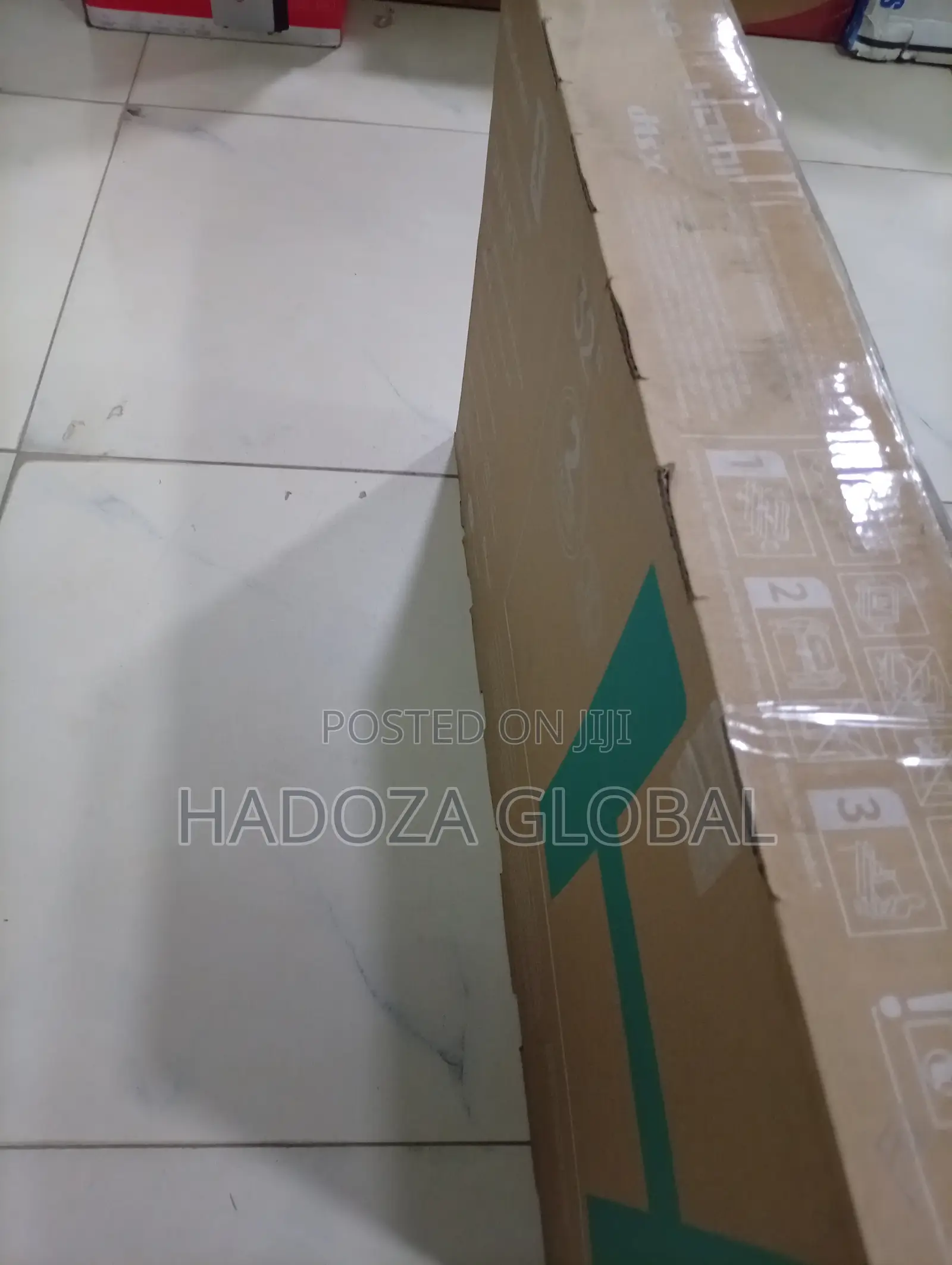Original Hisense 32-Inch Smart LED TV