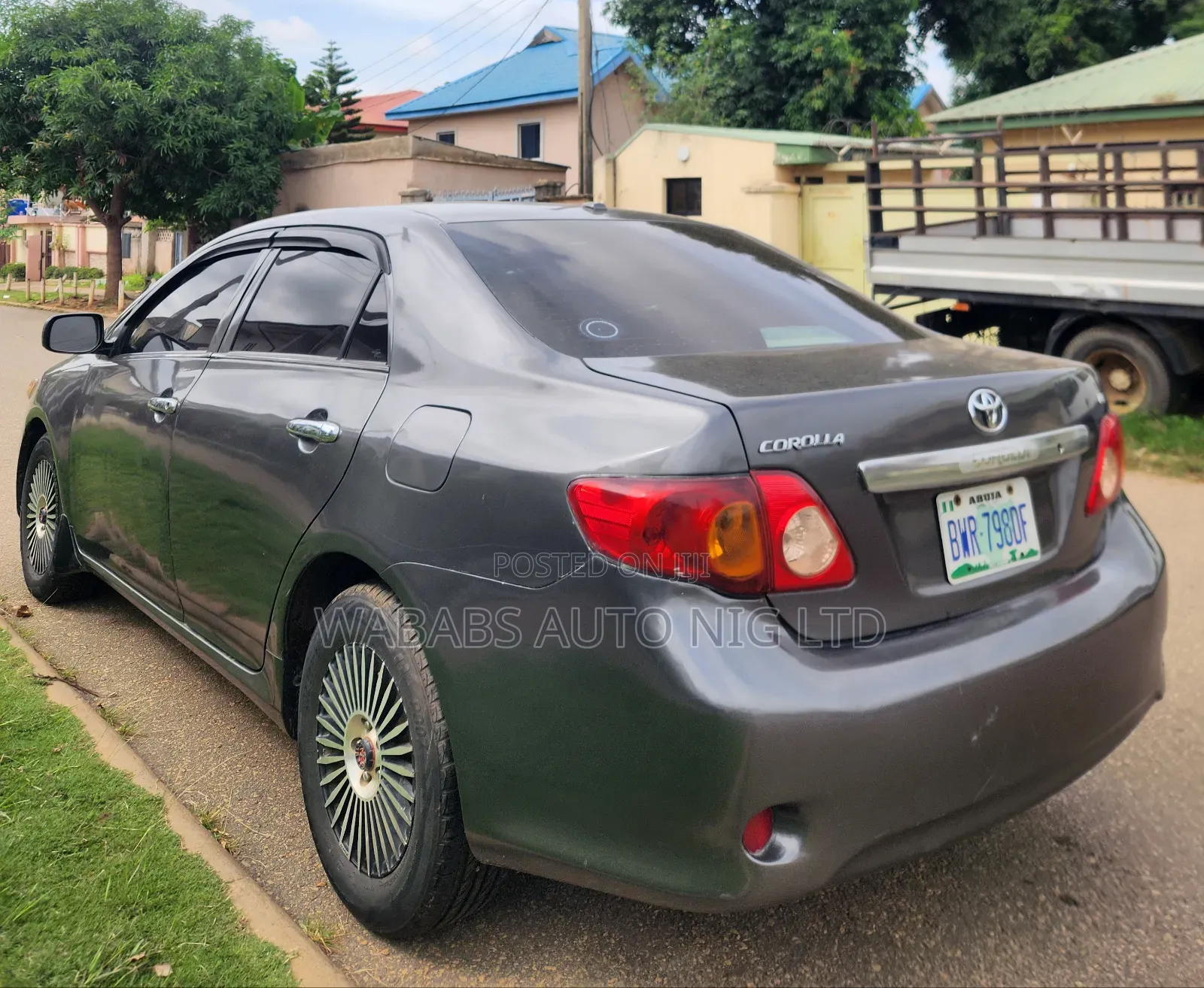 Toyota Corolla 2010 Gray