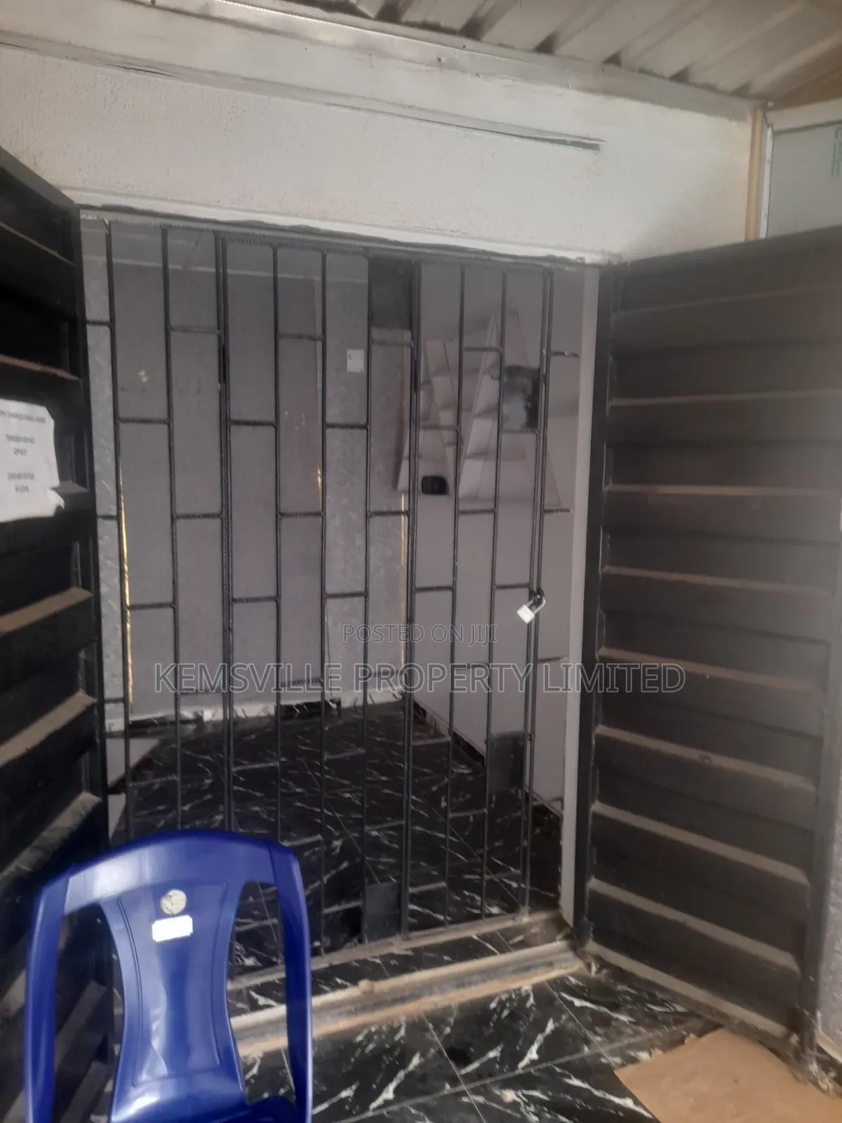 Big Shop for Rent at Obadeyi