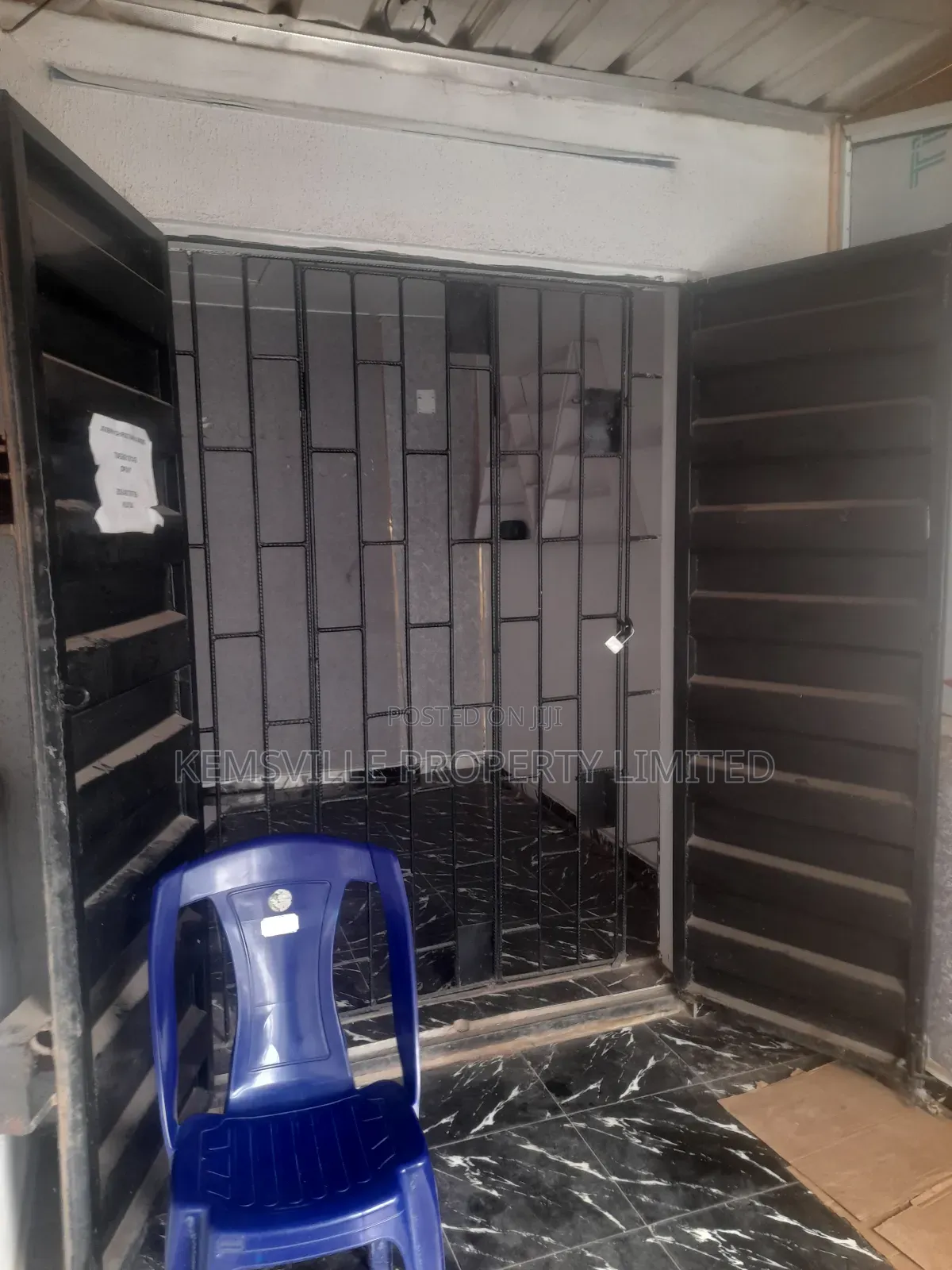 Big Shop for Rent at Obadeyi