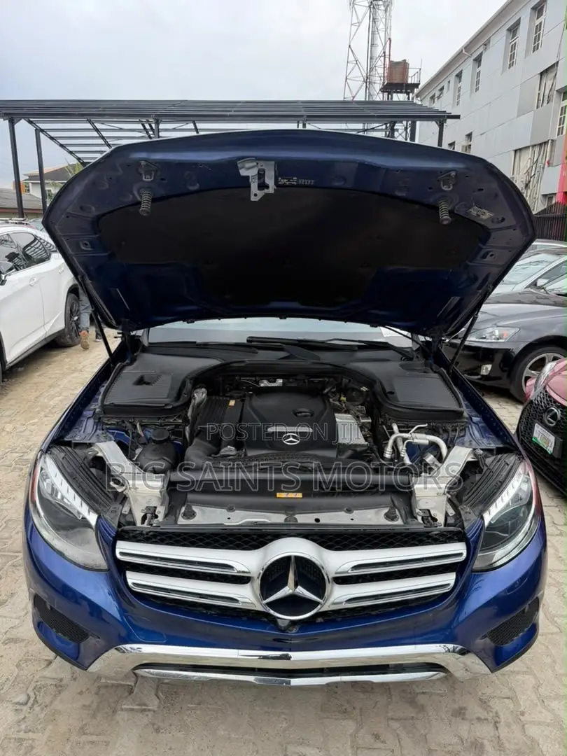 Mercedes-Benz GLC-Class 2016 Blue