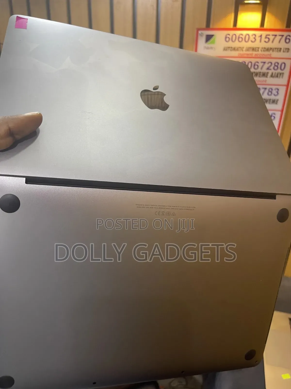 Laptop Apple MacBook Pro 2020 16GB Intel Core i5 SSD 512GB