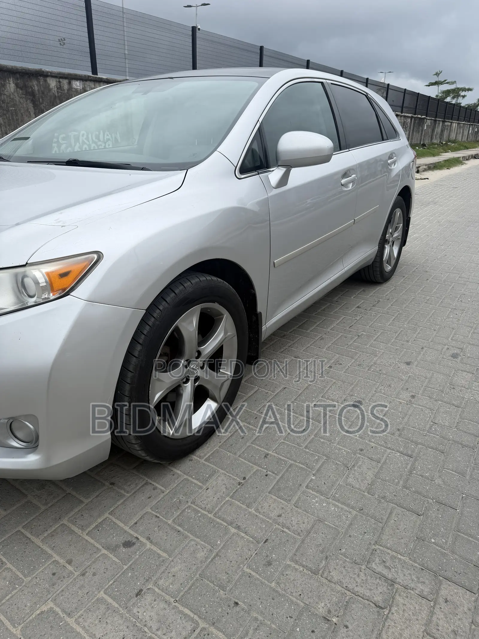 Toyota Venza V6 AWD 2011 Silver