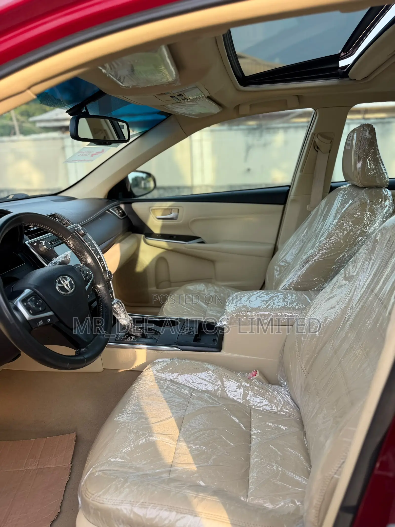 Toyota Camry XLE 4dr Sedan (2.5L 4cyl 6A) 2016 Maroon