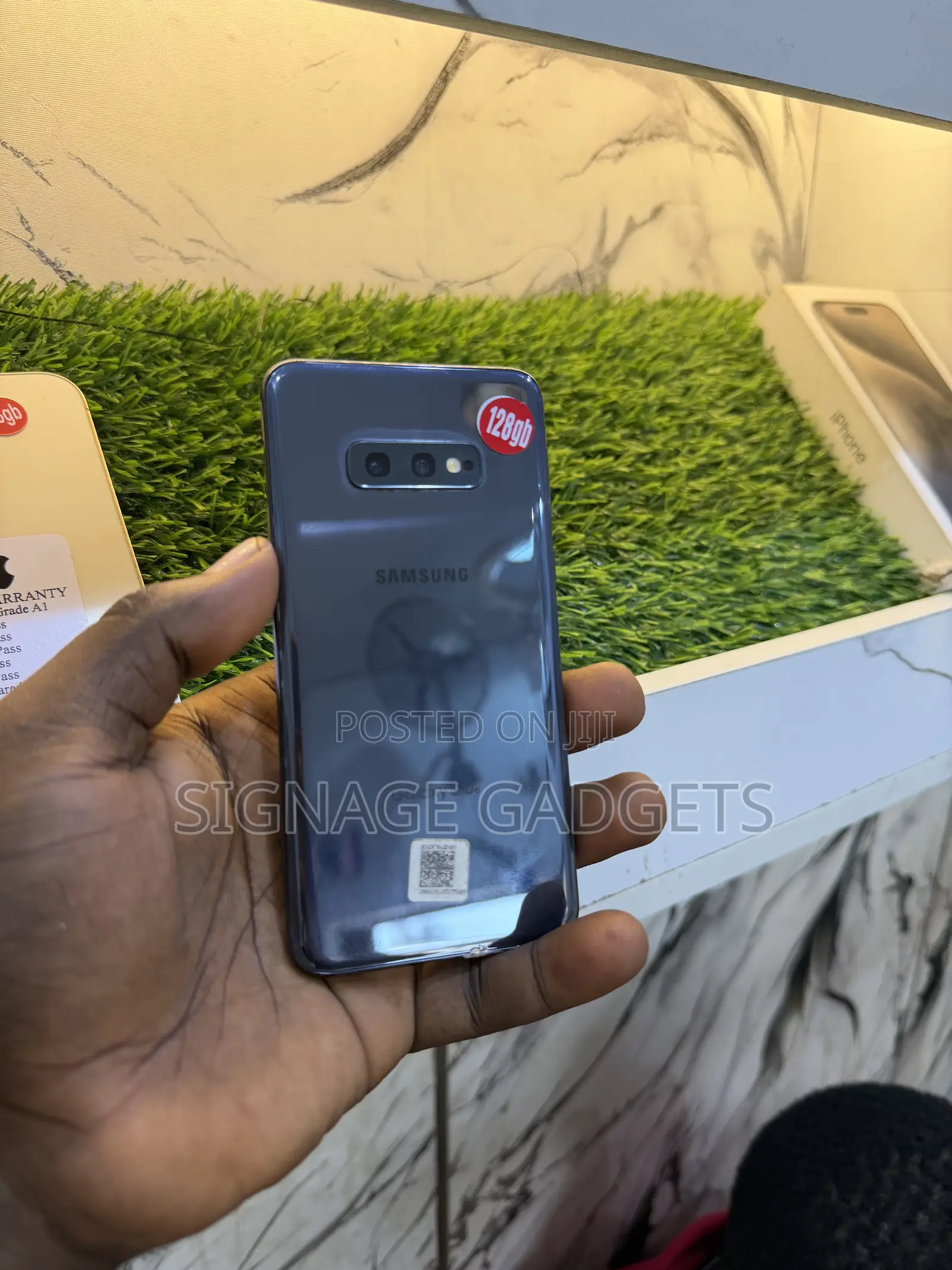 Samsung Galaxy S10e 128 GB Black