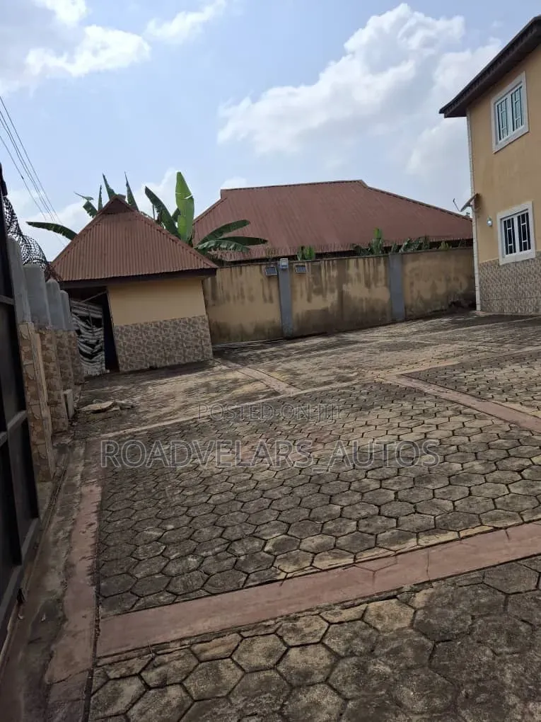 Furnished 4bdrm Bungalow in Laro Timehin Estate, Osogbo for sale