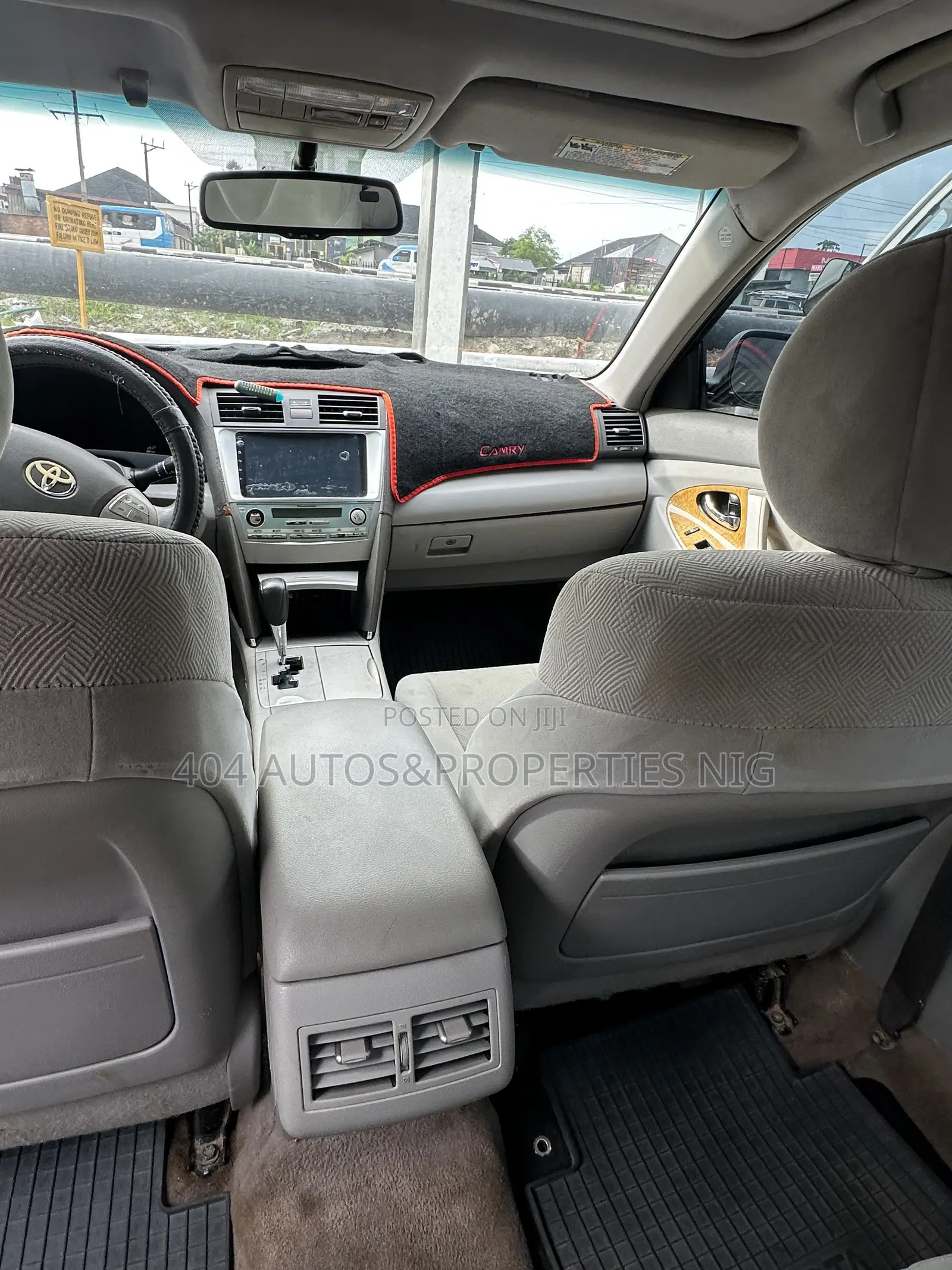 Toyota Camry 2.4 XLE 2008 White