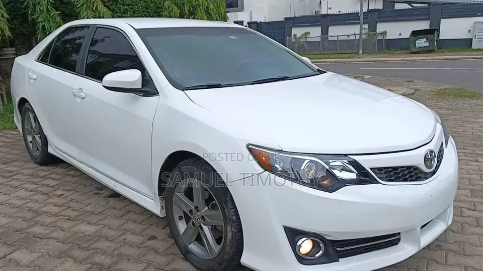 Toyota Camry 2013 White