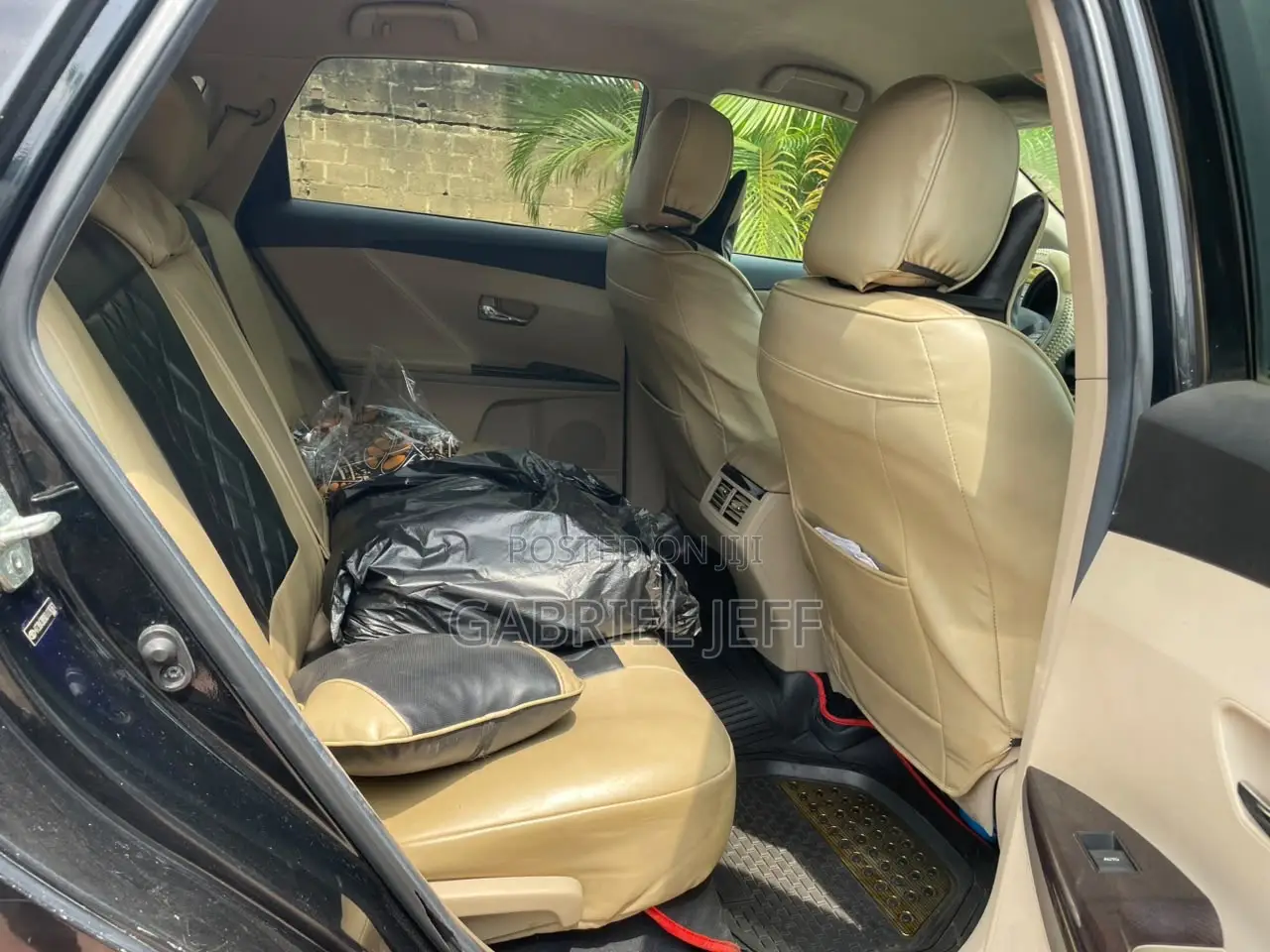Toyota Venza LE 2012 Black