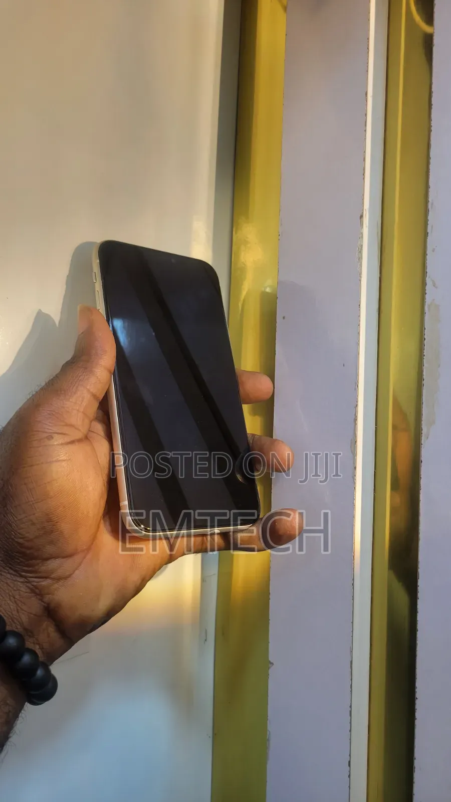 Apple iPhone 11 64 GB White