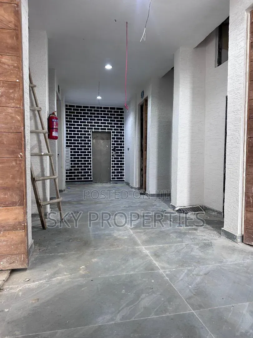 3bdrm Apartment in New Avenue, Lekki Phase 1 for sale