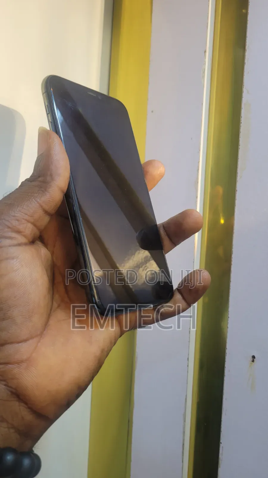Apple iPhone 11 Pro 64 GB Gray