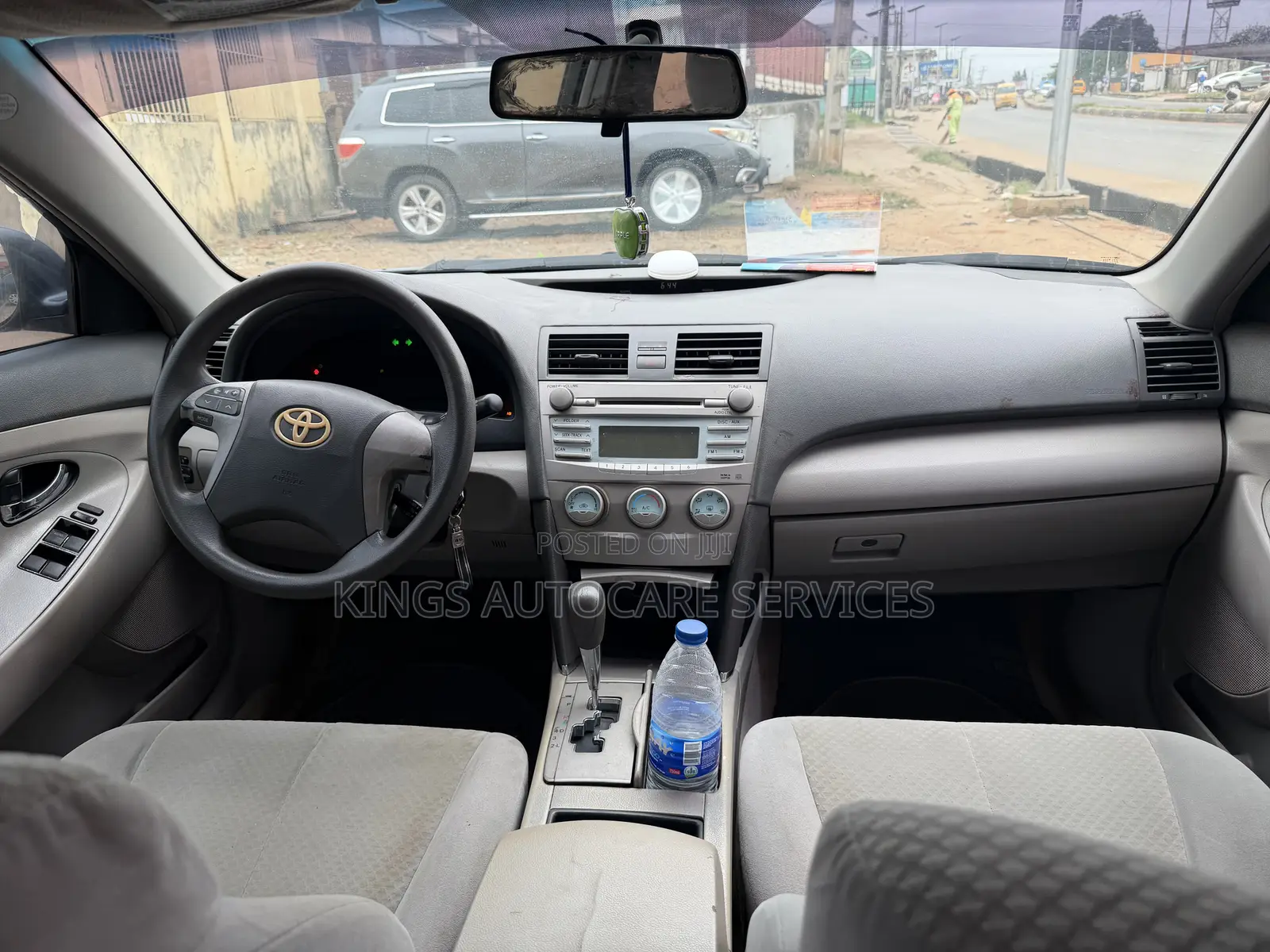 Toyota Camry LE 4dr Sedan (2.4L 4cyl 5A) 2008 Gray