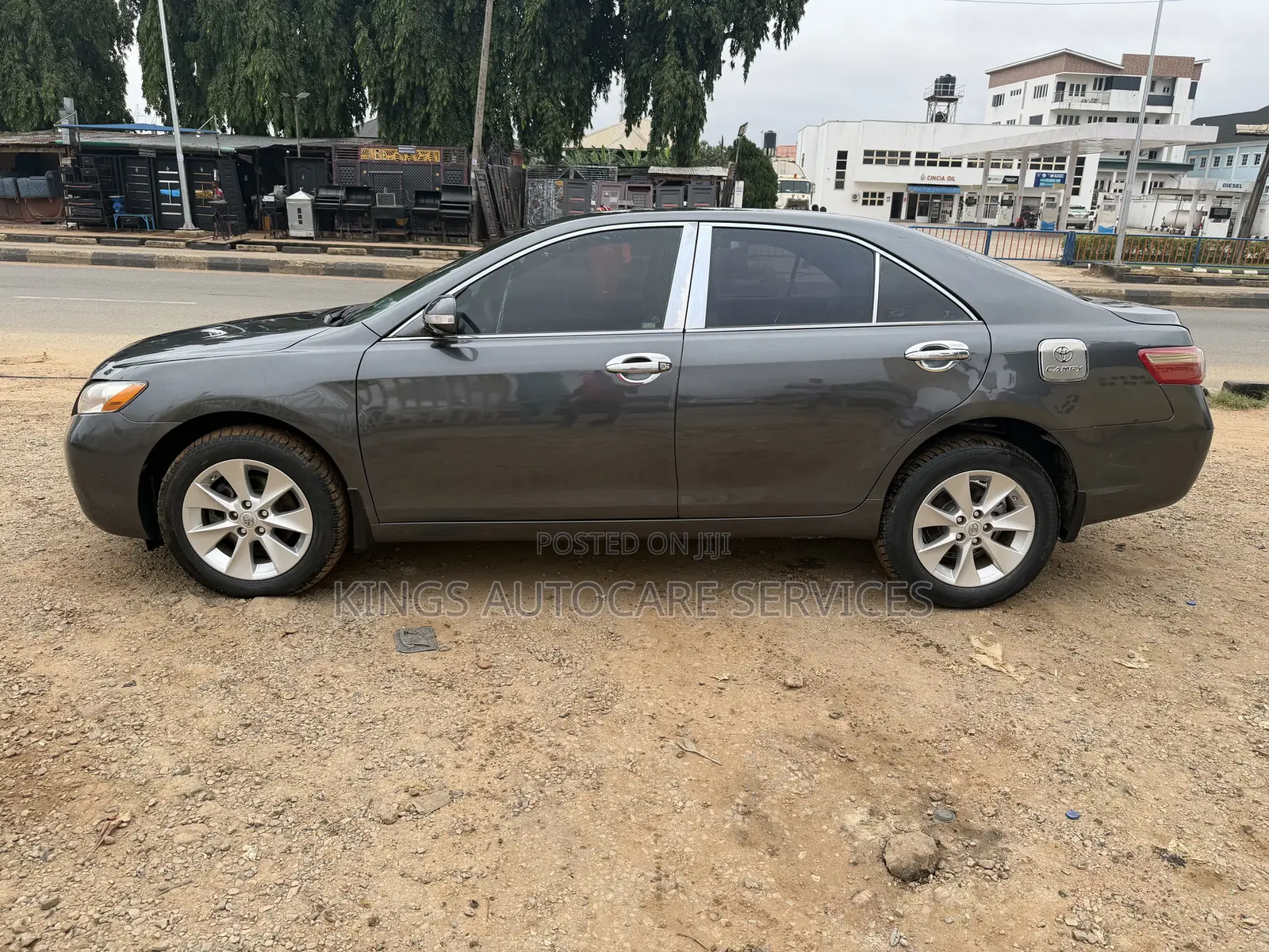 Toyota Camry LE 4dr Sedan (2.4L 4cyl 5A) 2008 Gray