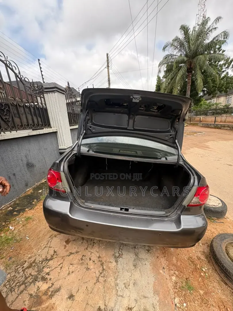 Toyota Corolla 2007 Black