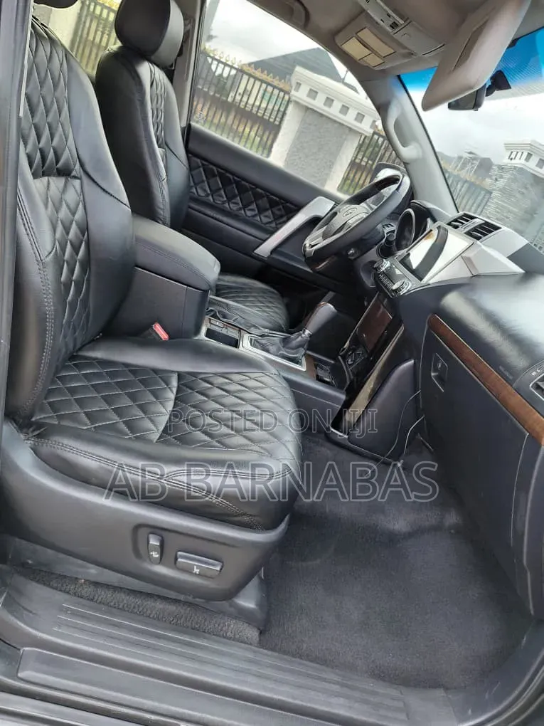 Toyota Land Cruiser Prado 2015 Black