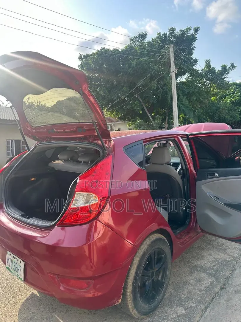Hyundai Accent 2014 Red