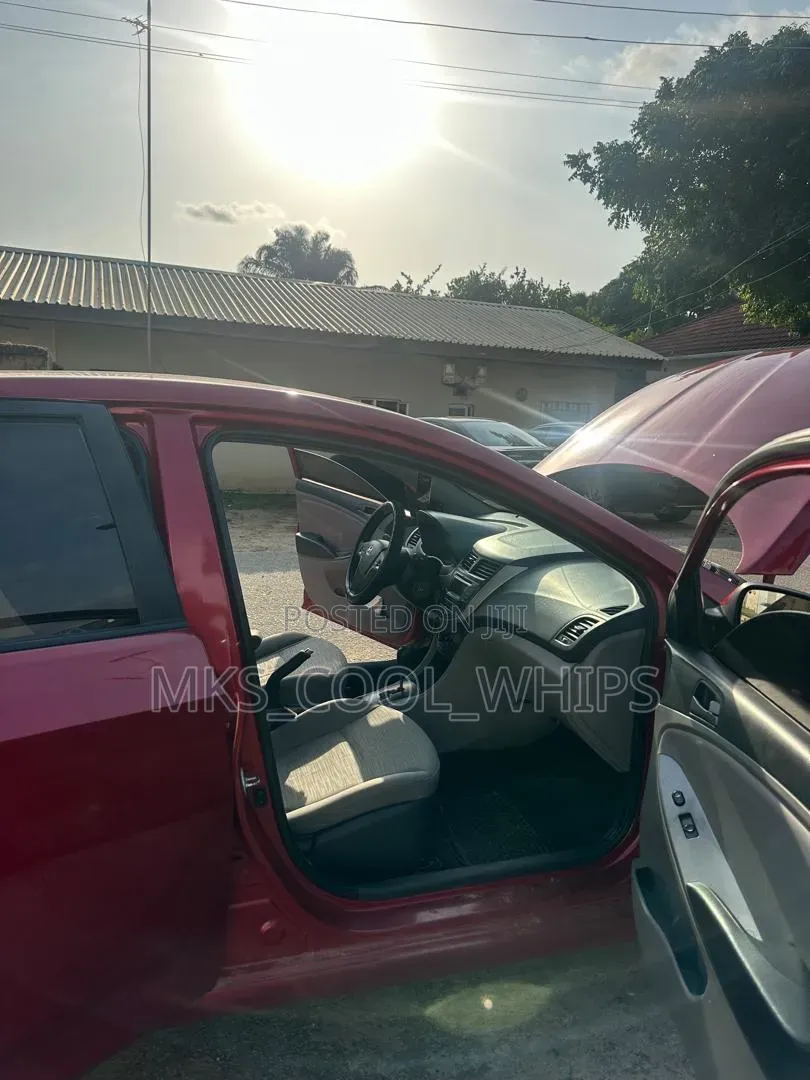 Hyundai Accent 2014 Red