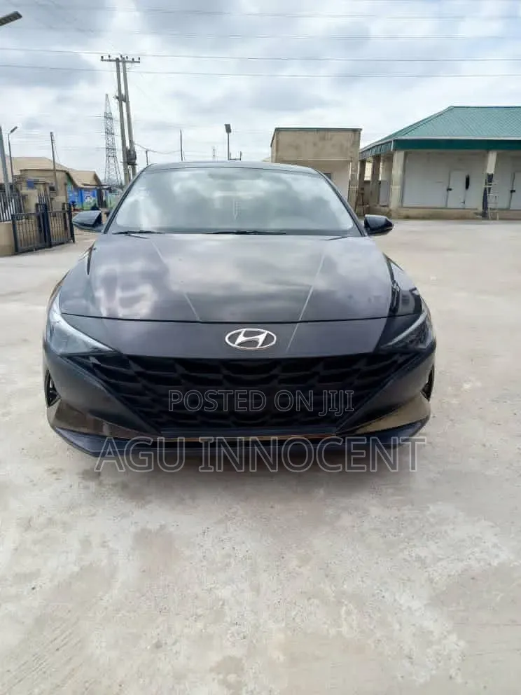 Hyundai Elantra 2023 Black