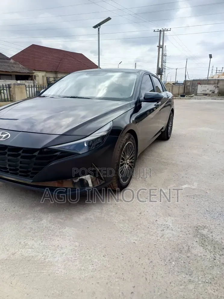 Hyundai Elantra 2023 Black