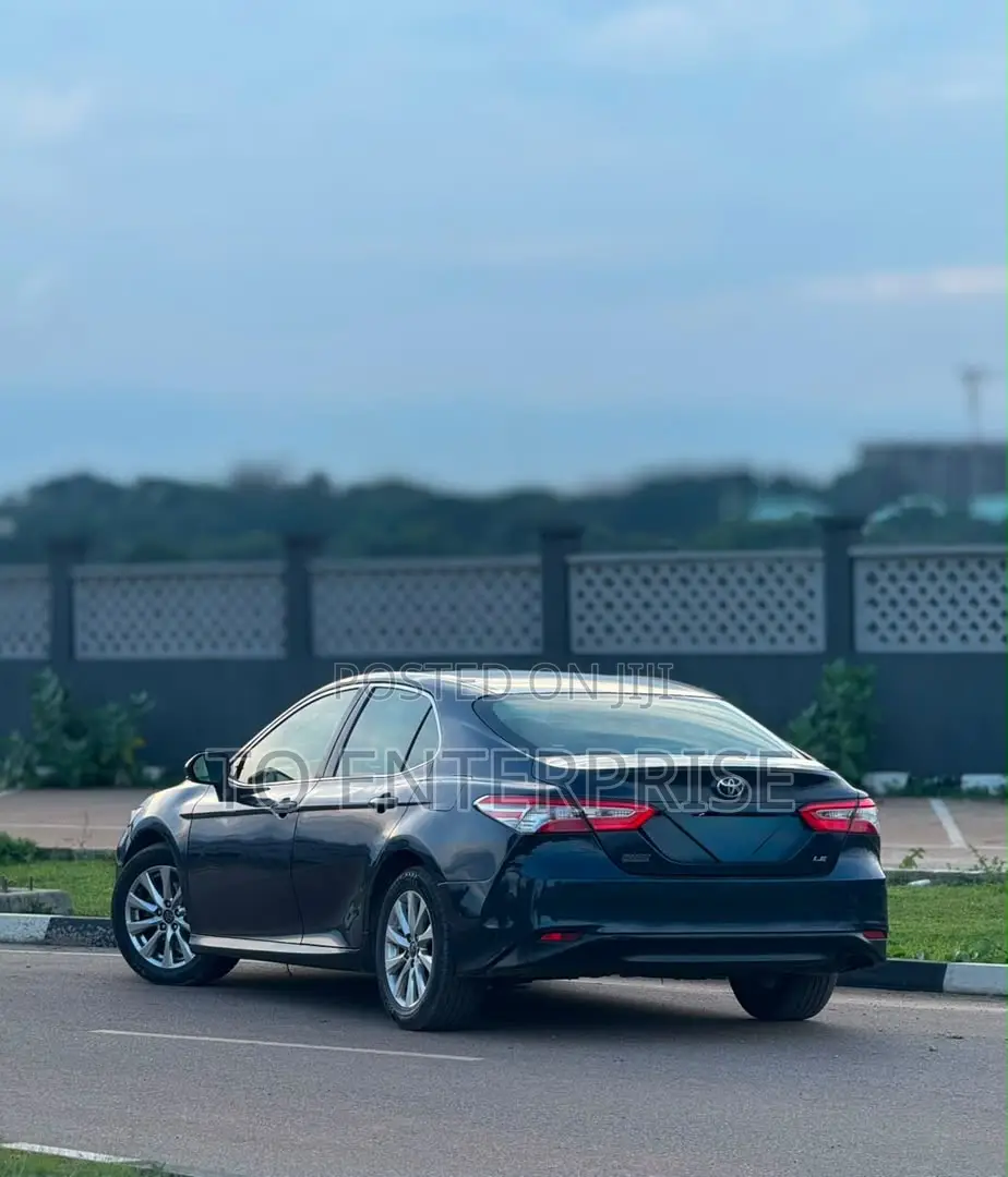 Toyota Camry 2018 Black