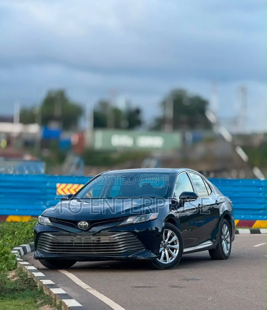 Toyota Camry 2018 Black